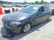 2013 BMW 5 Series 528i с VIN WBAXG5C54DDY37263, выставлен на аукционе IAAI как лот 42921913 с пробегом 142 178 миль миль и . История ставок и продаж доступна на DreamBid. Изображение 2.