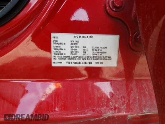 2020 Tesla Model Y Long Range with VIN 5YJYGDEE8LF047454, listed as a Copart auction lot 71888335 with 70,636 mi miles and Salvage title. Bid and sale history available at DreamBid. Image 12.