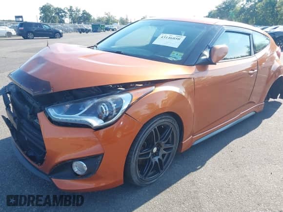 2016 Hyundai Veloster Turbo с VIN KMHTC6AE9GU266181, выставлен на аукционе IAAI как лот 43146858 с пробегом 138 572 миль миль и . История ставок и продаж доступна на DreamBid. Изображение 2.