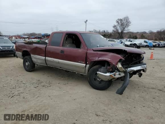 2000 Chevrolet Silverado 2500 LS с VIN 1GCGC29U7YE288654, выставлен на аукционе Copart как лот 49073195 с пробегом Не указан миль и Списание • Salvage title. История ставок и продаж доступна на DreamBid. Изображение 4.