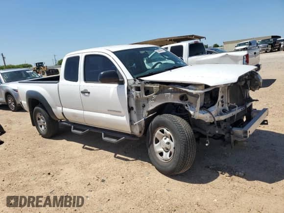 2015 Toyota Tacoma PreRunner with VIN 5TFTX4GN6FX041606, listed as a Copart auction lot 53887645 with 123,454 mi miles and Salvage title. Bid and sale history available at DreamBid. Image 4.