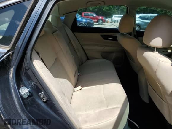 2015 Nissan Altima S с VIN 1N4AL3AP9FC585408, выставлен на аукционе Copart как лот 64785535 с пробегом 83 823 миль миль и Списание • Salvage title. История ставок и продаж доступна на DreamBid. Изображение 10.