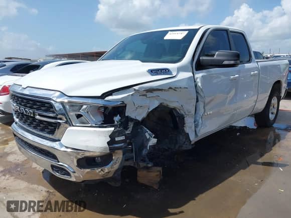 2022 Ram 1500 Big Horn z VIN 1C6RREBT8NN190343, wystawiony jako IAAI lot #42514747 z przebiegiem 65 593 mil mil oraz . Historia ofert i sprzedaży dostępna na DreamBid. Obrazek 21.