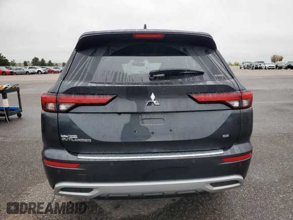 2024 Mitsubishi Outlander SE с VIN JA4J4VA82RZ084738, выставлен на аукционе Copart как лот 86662185 с пробегом 5 997 миль миль и Списание • Salvage title. История ставок и продаж доступна на DreamBid. Изображение 6.