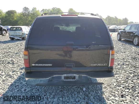 2003 Chevrolet Suburban Z71 с VIN 3GNFK16Z33G137747, выставлен на аукционе Copart как лот 55563055 с пробегом 224 502 миль миль и Списание • Salvage title. История ставок и продаж доступна на DreamBid. Изображение 6.