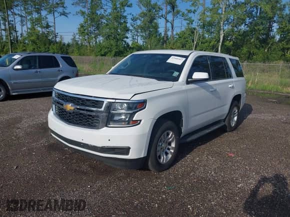 2018 Chevrolet Tahoe Commercial z VIN 1GNLCDEC1JR236515, wystawiony jako IAAI lot #42900363 z przebiegiem 116 661 mil mil oraz . Historia ofert i sprzedaży dostępna na DreamBid. Obrazek 17.