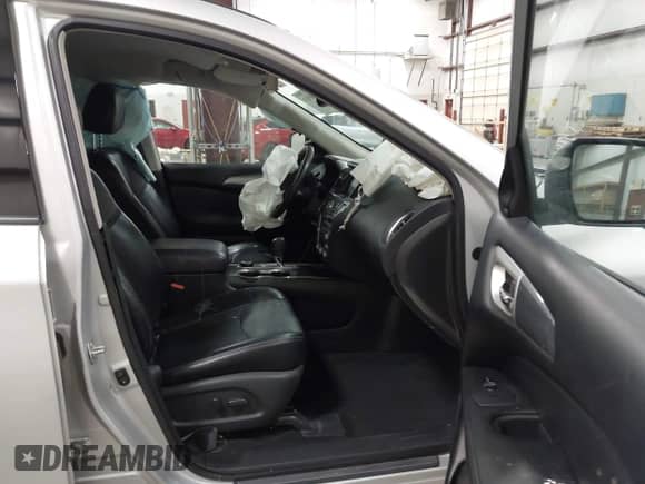 2020 Nissan Pathfinder SL with VIN 5N1DR2CM8LC606582, listed as a IAAI auction lot 42678983 with 108,284 mi miles and . Bid and sale history available at DreamBid. Image 5.