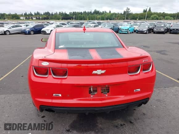 2012 Chevrolet Camaro 2LT с VIN 2G1FC1E37C9173124, выставлен на аукционе IAAI как лот 42975111 с пробегом 163 784 миль миль и . История ставок и продаж доступна на DreamBid. Изображение 16.