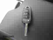 2022 Hyundai Palisade SE with VIN KM8R1DHE7NU400743, listed as a IAAI auction lot 41843369 with 51,597 mi miles and . Bid and sale history available at DreamBid. Image 11.