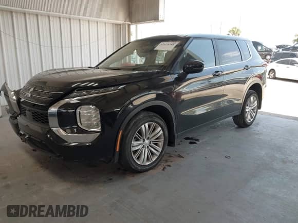 2024 Mitsubishi Outlander ES with VIN JA4J3UA84RZ028541, listed as a IAAI auction lot 42525288 with 36,240 mi miles and . Bid and sale history available at DreamBid. Image 17.