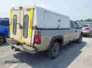2005 Chevrolet Silverado 3500 с VIN 1GCHK39265E143189, выставлен на аукционе IAAI как лот 42795624 с пробегом 312 601 миль миль и . История ставок и продаж доступна на DreamBid. Изображение 4.