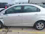 2012 Chevrolet Sonic LS с VIN 1G1JA5SH7C4136259, выставлен на аукционе IAAI как лот 40663776 с пробегом 128 031 миль миль и . История ставок и продаж доступна на DreamBid. Изображение 15.