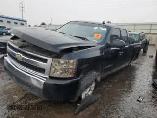 2007 Chevrolet Silverado 1500 LT1 with VIN 1GCEC19XX7Z622730, listed as a Copart auction lot 79307724 with Not provided miles and Salvage title. Bid and sale history available at DreamBid. Image 1.