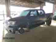 2010 Toyota Tundra Limited z VIN 5TFFY5F16AX091624, wystawiony jako Copart lot #49898515 z przebiegiem Nie podano mil oraz Szkoda całkowita • Salvage title. Historia ofert i sprzedaży dostępna na DreamBid. Obrazek 1.