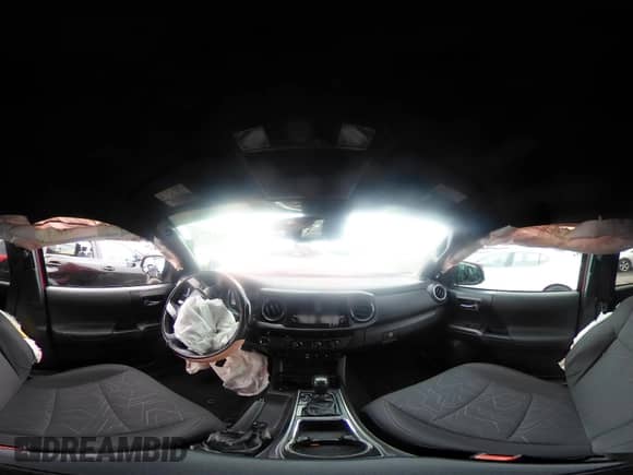 2018 Toyota Tacoma SR5 с VIN 3TMBZ5DN6JM015750, выставлен на аукционе IAAI как лот 41432507 с пробегом 114 643 миль миль и . История ставок и продаж доступна на DreamBid. Изображение 18.