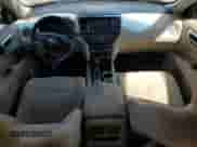 2016 Nissan Pathfinder SV z VIN 5N1AR2MM4GC645256, wystawiony jako Copart lot #70996475 z przebiegiem 165 614 mil mil oraz Szkoda całkowita • Salvage title. Historia ofert i sprzedaży dostępna na DreamBid. Obrazek 8.