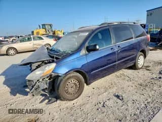 2007 Toyota Sienna CE с VIN 5TDZK23C97S034948, выставлен на аукционе Copart как лот 66403625 с пробегом 95 015 миль миль и Списание • Salvage title. История ставок и продаж доступна на DreamBid. Изображение 1.