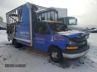 2019 Chevrolet Express Commercial с VIN 1GB3GSCG7K1264282, выставлен на аукционе Copart как лот 45460925 с пробегом Не указан миль и Списание • Salvage title. История ставок и продаж доступна на DreamBid. Изображение 4.