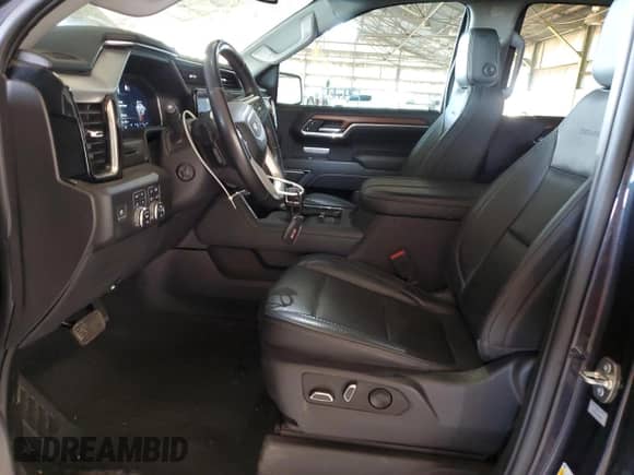 2023 GMC Sierra 1500 Denali с VIN 3GTUUGE85PG150446, выставлен на аукционе Copart как лот 69606835 с пробегом 30 183 миль миль и Списание • Salvage title. История ставок и продаж доступна на DreamBid. Изображение 7.