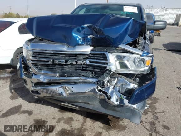 2021 Ram 1500 Lone Star z VIN 1C6SRFFT7MN727879, wystawiony jako IAAI lot #41790414 z przebiegiem 69 252 mil mil oraz . Historia ofert i sprzedaży dostępna na DreamBid. Obrazek 6.