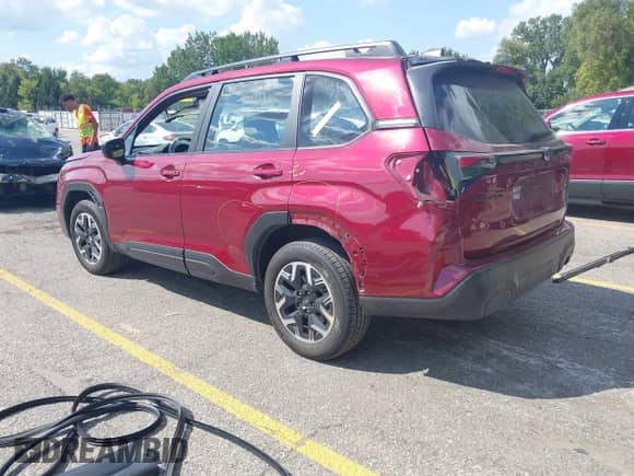 2025 Subaru Forester z VIN JF2SLDAC2SH409638, wystawiony jako IAAI lot #43107638 z przebiegiem 8 036 mil mil oraz . Historia ofert i sprzedaży dostępna na DreamBid. Obrazek 3.