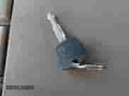 2004 Ford F-150 XL с VIN 1FTPX12514NC21964, выставлен на аукционе IAAI как лот 43385804 с пробегом 181 938 миль миль и . История ставок и продаж доступна на DreamBid. Изображение 11.