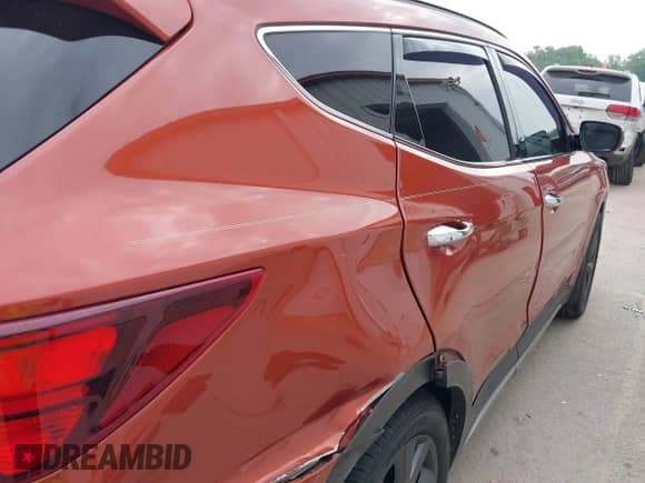 2018 Hyundai Santa Fe Ultimate with VIN 5XYZWDLA5JG522703, listed as a IAAI auction lot 42377253 with 143,116 mi miles and . Bid and sale history available at DreamBid. Image 12.