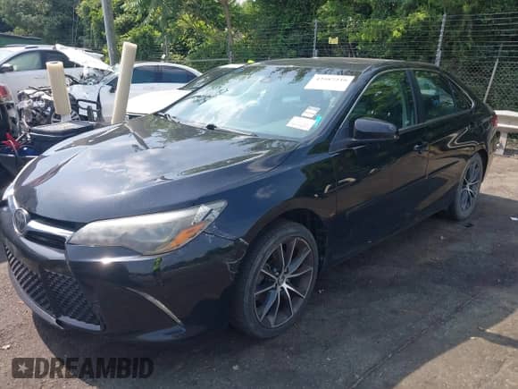 2017 Toyota Camry XSE with VIN 4T1BK1FK3HU585142, listed as a IAAI auction lot 42587239 with 160,767 mi miles and . Bid and sale history available at DreamBid. Image 2.