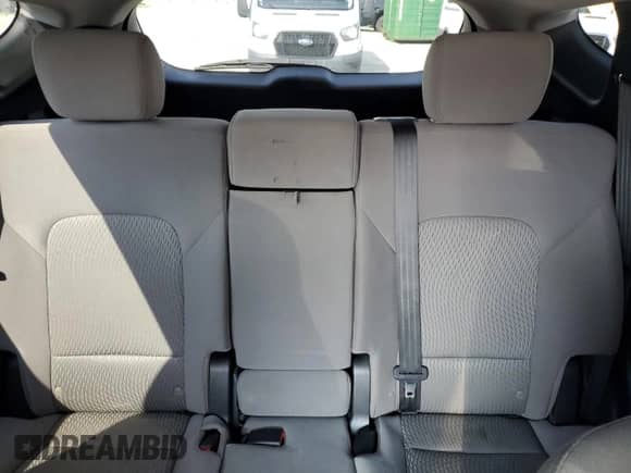 2016 Hyundai Santa Fe with VIN 5XYZTDLB2GG318967, listed as a Copart auction lot 69215575 with 202,215 mi miles and Clean title. Bid and sale history available at DreamBid. Image 10.