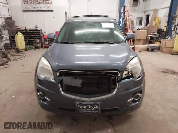 2013 Chevrolet Equinox LT z VIN 2GNFLNE30D6364022, wystawiony jako IAAI lot #41390487 z przebiegiem 175 548 mil mil oraz . Historia ofert i sprzedaży dostępna na DreamBid. Obrazek 12.
