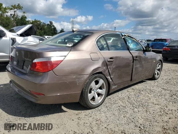 2006 BMW 5 Series 525i с VIN WBANE535X6CK86763, выставлен на аукционе Copart как лот 86972705 с пробегом Не указан миль и Списание • Salvage title. История ставок и продаж доступна на DreamBid. Изображение 3.