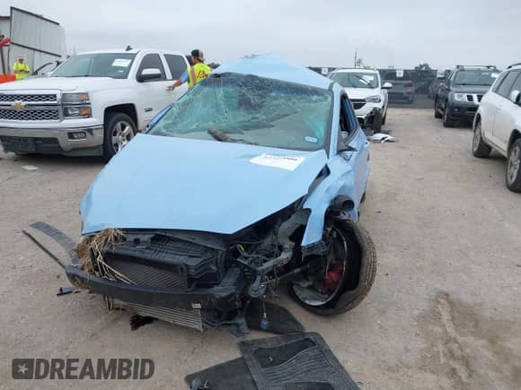 2022 Hyundai Veloster z VIN KMHT36AH9NU015362, wystawiony jako IAAI lot #42342009 z przebiegiem Nie podano mil oraz . Historia ofert i sprzedaży dostępna na DreamBid. Obrazek 17.