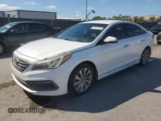 2015 Hyundai Sonata Sport z VIN 5NPE34AF7FH049991, wystawiony jako Copart lot #87477585 z przebiegiem 206 229 mil mil oraz Czysty tytuł • Clean title. Historia ofert i sprzedaży dostępna na DreamBid. Obrazek 1.