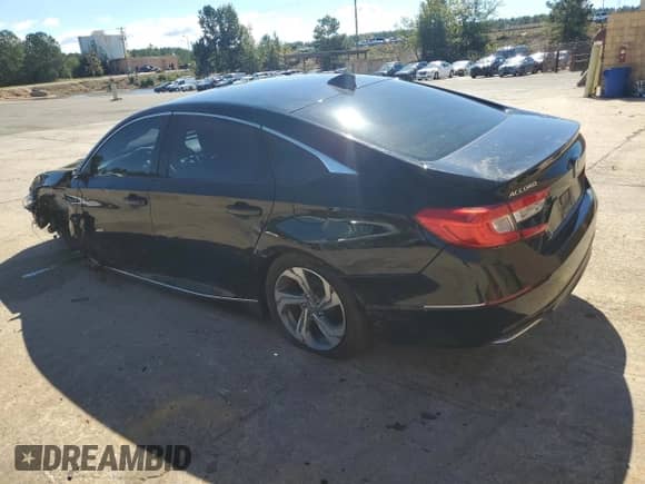 2018 Honda Accord EX z VIN 1HGCV1F49JA241065, wystawiony jako Copart lot #86528305 z przebiegiem 68 938 mil mil oraz Szkoda całkowita • Salvage title. Historia ofert i sprzedaży dostępna na DreamBid. Obrazek 2.