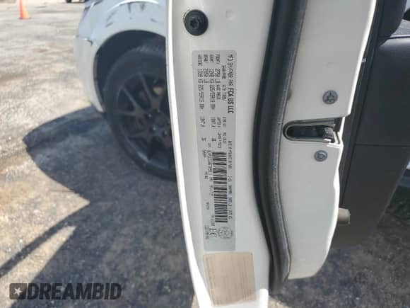 2016 Dodge Journey SXT z VIN 3C4PDCCG8GT205611, wystawiony jako Copart lot #56188985 z przebiegiem Nie podano mil oraz Nie do naprawy • Non repairable. Historia ofert i sprzedaży dostępna na DreamBid. Obrazek 12.