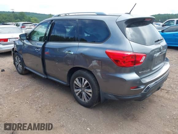 2017 Nissan Pathfinder SV with VIN 5N1DR2MN6HC908726, listed as a IAAI auction lot 42647856 with Not provided miles and . Bid and sale history available at DreamBid. Image 3.