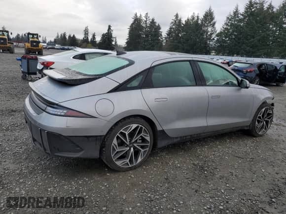 2023 Hyundai Ioniq 6 Limited z VIN KMHM54AC8PA026011, wystawiony jako Copart lot #51055405 z przebiegiem 13 437 mil mil oraz Szkoda całkowita • Salvage title. Historia ofert i sprzedaży dostępna na DreamBid. Obrazek 3.