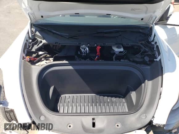 2023 Tesla Model Y Long Range с VIN 7SAYGDEE0PF637947, выставлен на аукционе Copart как лот 61927575 с пробегом 57 538 миль миль и Списание • Salvage title. История ставок и продаж доступна на DreamBid. Изображение 11.