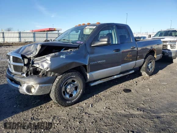 2004 Dodge 3500 ST with VIN 3D7LA38C64G179341, listed as a Copart auction lot 42091555 with 288,415 mi miles and Salvage title. Bid and sale history available at DreamBid. Image 1.
