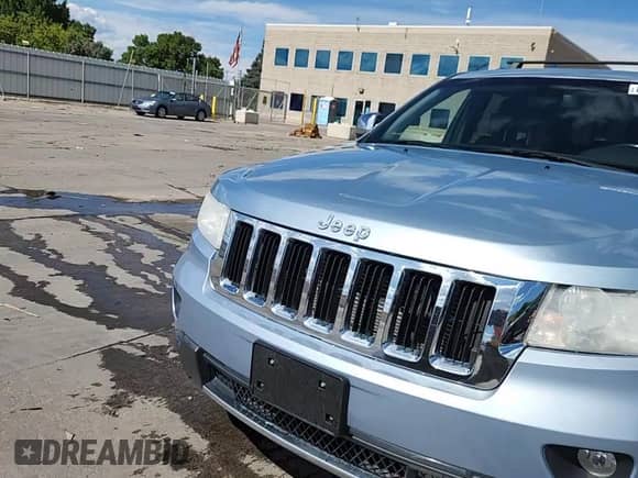2013 Jeep Grand Cherokee Limited z VIN 1C4RJFBT9DC573370, wystawiony jako Copart lot #80716325 z przebiegiem 151 832 mil mil oraz Czysty tytuł • Clean title. Historia ofert i sprzedaży dostępna na DreamBid. Obrazek 14.