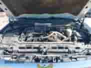 2015 Chevrolet Silverado 2500HD Work Truck z VIN 1GC1KUE81FF569806, wystawiony jako IAAI lot #42896050 z przebiegiem 160 673 mil mil oraz . Historia ofert i sprzedaży dostępna na DreamBid. Obrazek 10.