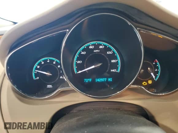 2012 Chevrolet Malibu 3LT z VIN 1G1ZF5E73CF206898, wystawiony jako Copart lot #64881245 z przebiegiem 142 977 mil mil oraz Czysty tytuł • Clean title. Historia ofert i sprzedaży dostępna na DreamBid. Obrazek 9.