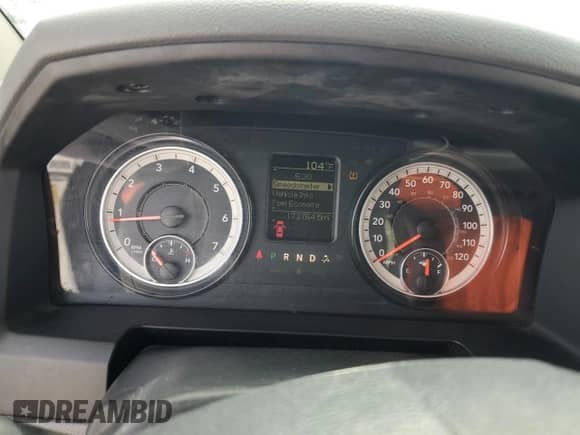 2016 Ram 1500 Tradesman with VIN 3C6JR6DG4GG366514, listed as a Copart auction lot 64066195 with 173,764 mi miles and Clean title. Bid and sale history available at DreamBid. Image 9.