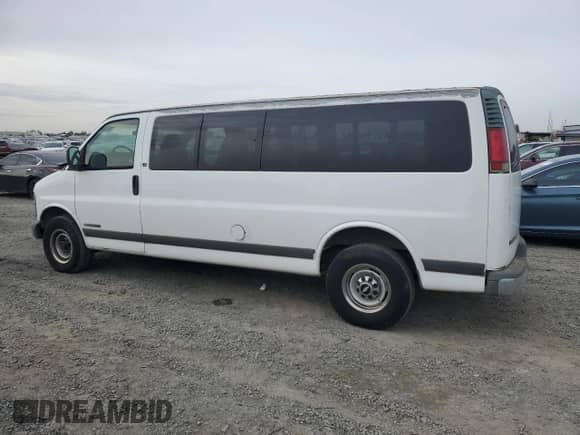 2000 Chevrolet City Express Cargo с VIN 1GAHG39J5Y1124694, выставлен на аукционе Copart как лот 80763054 с пробегом 183 743 миль миль и Списание • Salvage title. История ставок и продаж доступна на DreamBid. Изображение 2.