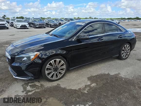 2017 Mercedes-Benz CLA 250 с VIN WDDSJ4EB3HN413851, выставлен на аукционе Copart как лот 80080845 с пробегом 64 487 миль миль и Чистый • Clean title. История ставок и продаж доступна на DreamBid. Изображение 1.