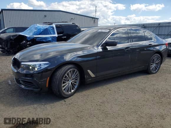 2020 BMW 5 Series 530i xDrive с VIN WBAJR7C00LBP96463, выставлен на аукционе Copart как лот 70451045 с пробегом 44 430 миль миль и Списание • Salvage title. История ставок и продаж доступна на DreamBid. Изображение 1.