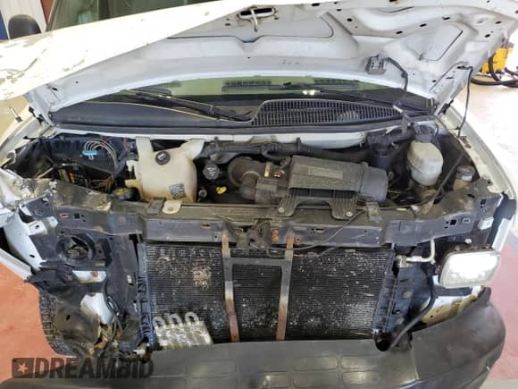 2012 Chevrolet Express Passenger 1LT с VIN 1GAZG1FG6C1139148, выставлен на аукционе Copart как лот 54662595 с пробегом 449 617 миль миль и Списание • Salvage title. История ставок и продаж доступна на DreamBid. Изображение 12.
