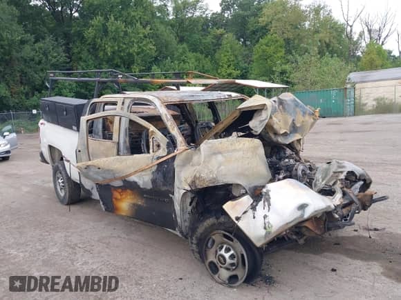 2019 Chevrolet Silverado 2500HD Work Truck с VIN 2GC2KREG3K1201167, выставлен на аукционе IAAI как лот 43238129 с пробегом Не указан миль и . История ставок и продаж доступна на DreamBid. Изображение 17.