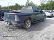 2018 Ram 1500 Express z VIN 1C6RR6KT4JS340854, wystawiony jako IAAI lot #41679041 z przebiegiem 127 652 mil mil oraz . Historia ofert i sprzedaży dostępna na DreamBid. Obrazek 4.