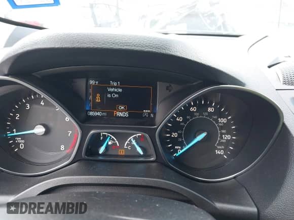 2018 Ford Escape SE z VIN 1FMCU9GD7JUC34463, wystawiony jako IAAI lot #43081579 z przebiegiem 85 940 mil mil oraz . Historia ofert i sprzedaży dostępna na DreamBid. Obrazek 7.
